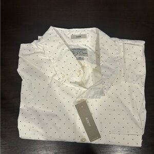 New With Tags - JCrew Short Sleeve Shirt 
Men’s Size M